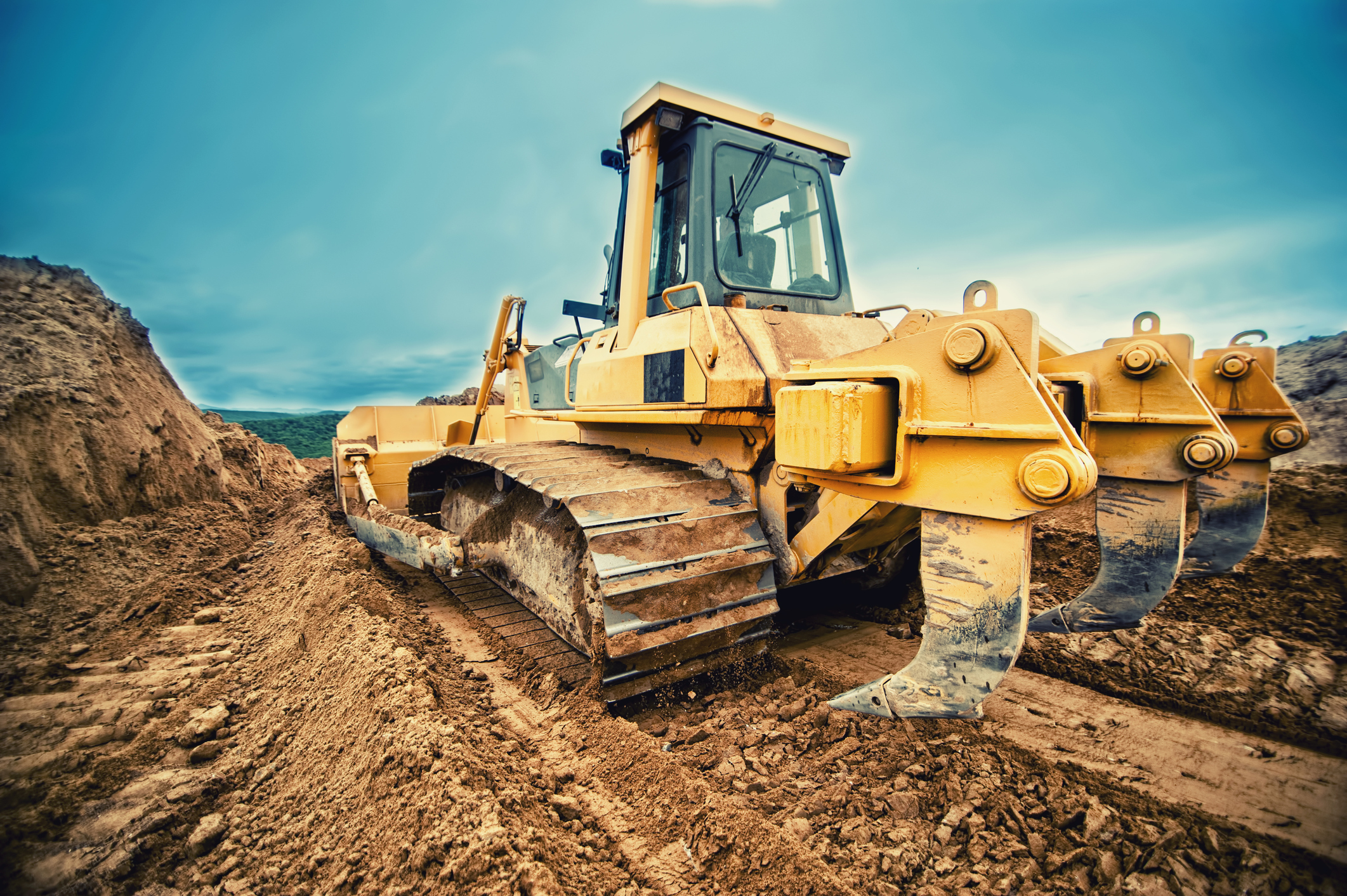 Caterpillar Inc. Soared Nearly 40% in 2016. Will That Continue Next ...