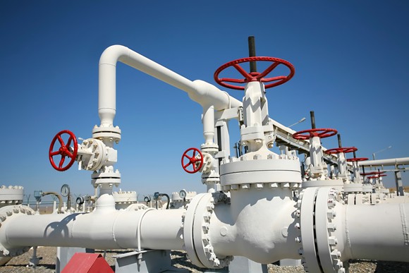 Picture of oil pipelines