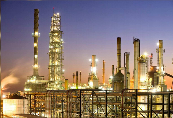 One of CVR Energy's refineries lit up at night.