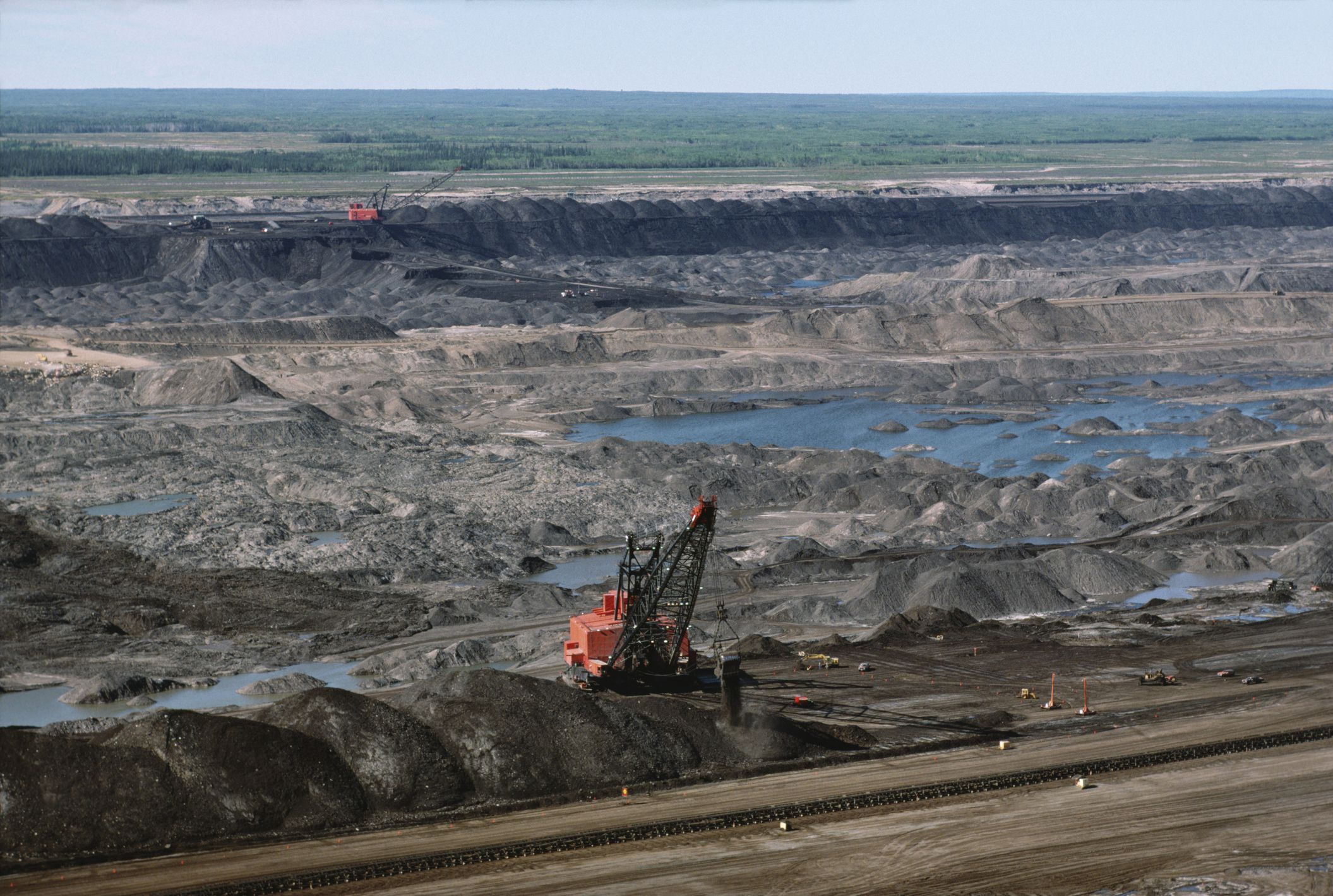 Athabasca oil sands mining