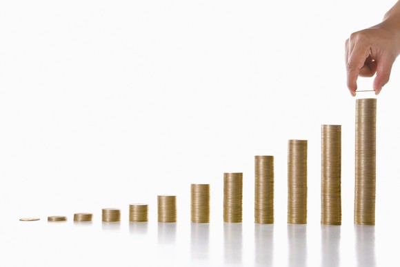 Stacks of pennies showing interest growth.