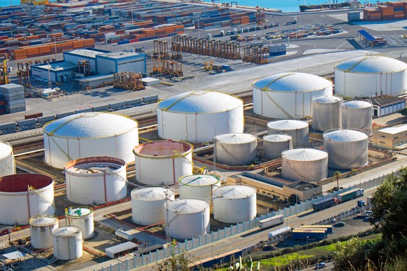 Oil and gasoline storage terminal