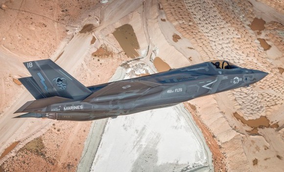 Image of F-35 flying.