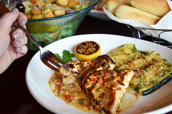 A dinner plate at Olive Garden.