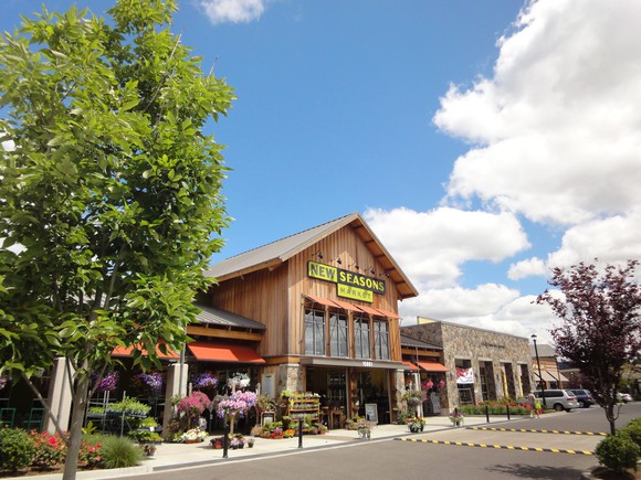 Retail Opportunity Investments grocery-anchored shopping center.