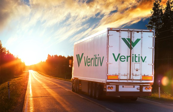 Truck with Veritiv logo