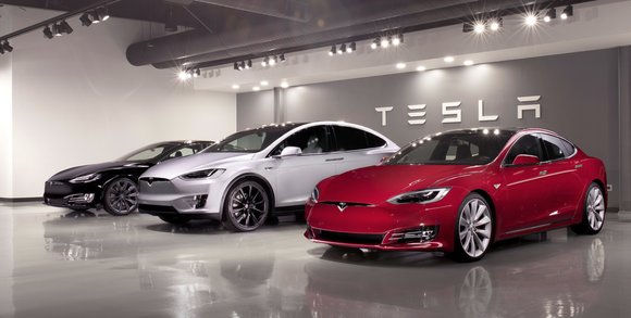 Tesla Model X and S vehicles.
