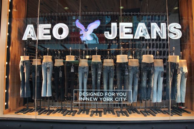 Aeo stock options