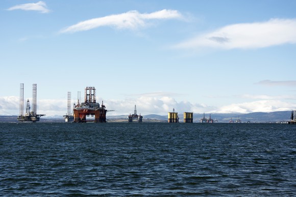 Multiple drilling rigs in dockyards