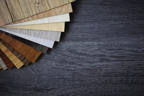 Laminate flooring samples.