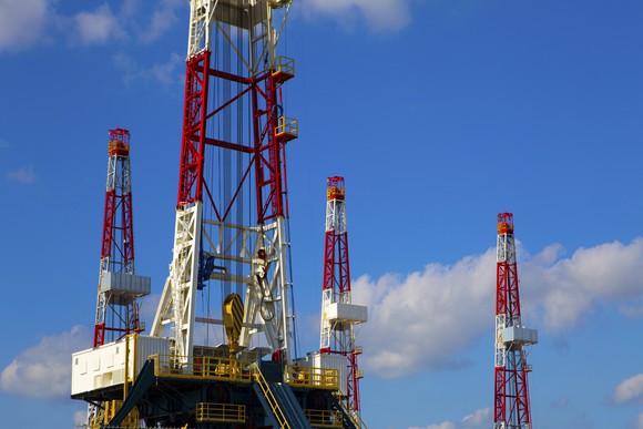 multiple drilling rigs