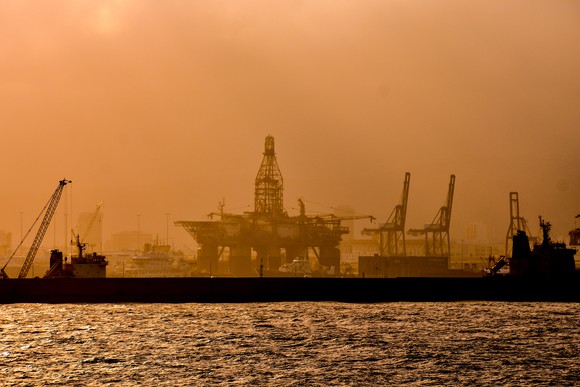Offshore rig in yard