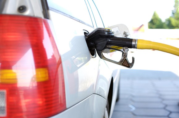 pump inserted into car