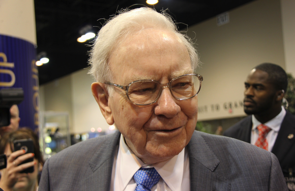 Warren Buffett meets with investors.