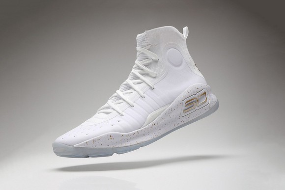 Under Armour Curry 4 shoe