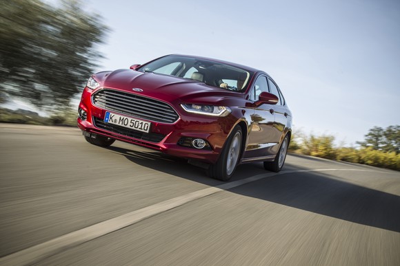 A Ford Mondeo sedan.
