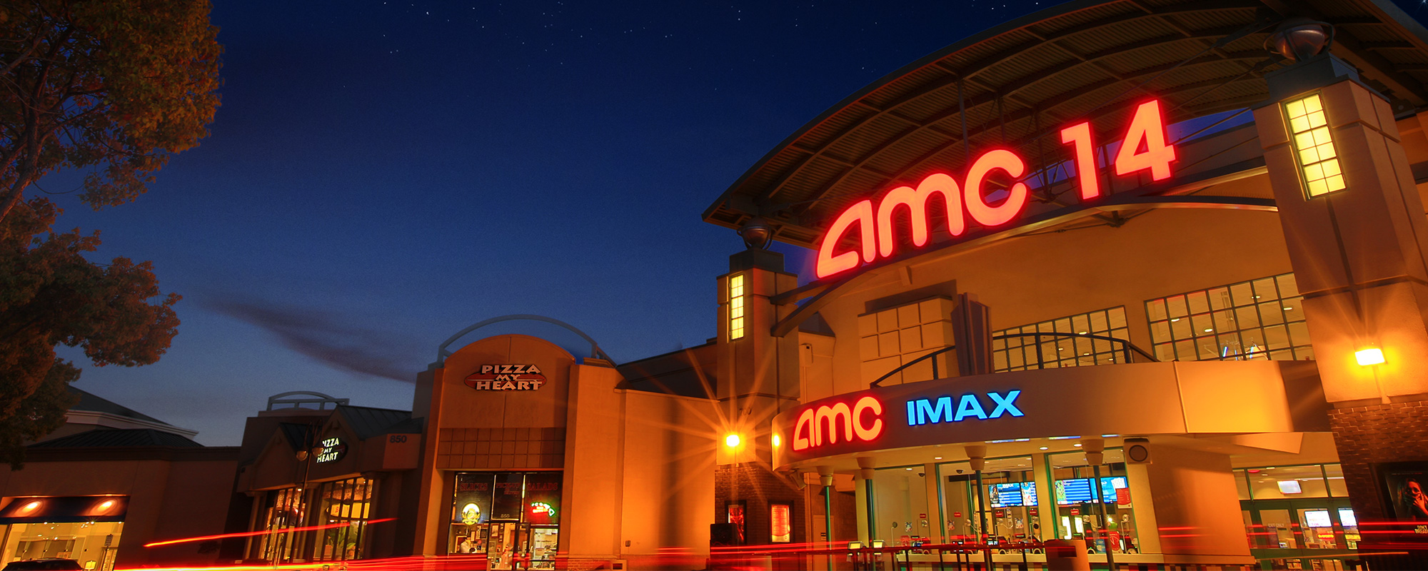 Exterior of an AMC multiplex in Saratoga.