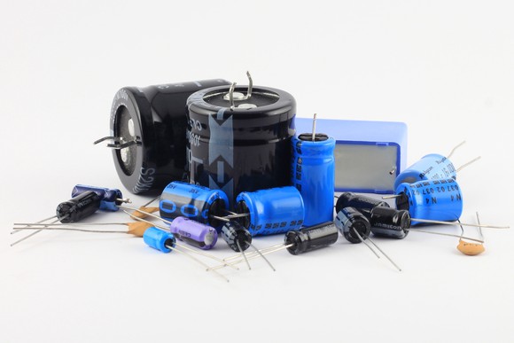 Pile of capacitors