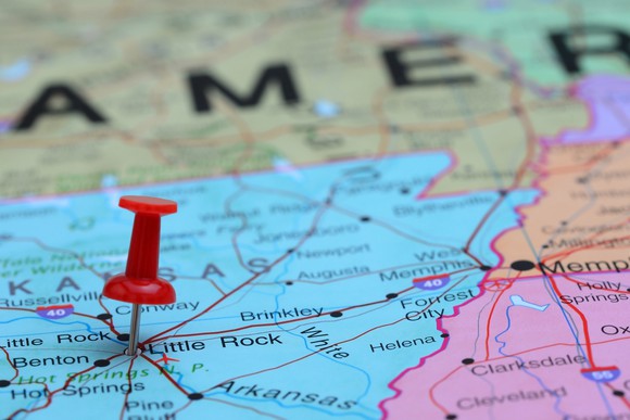 A map with a red pin in Little Rock, Arkansas.