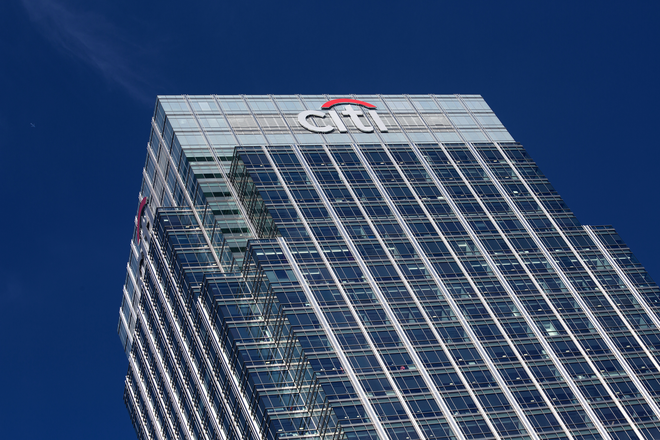 A building with Citigroup's logo on top.