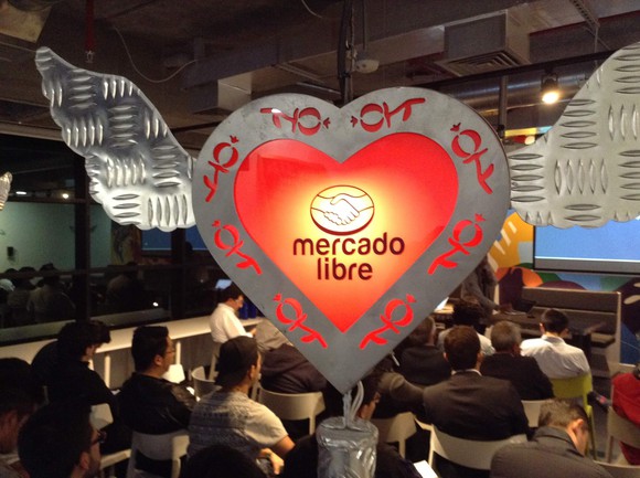 MercadoLibre presenting at a developer conference.