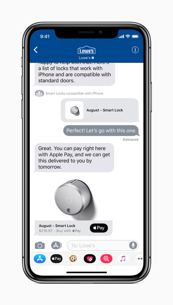 Example of Lowe's using Business Chat