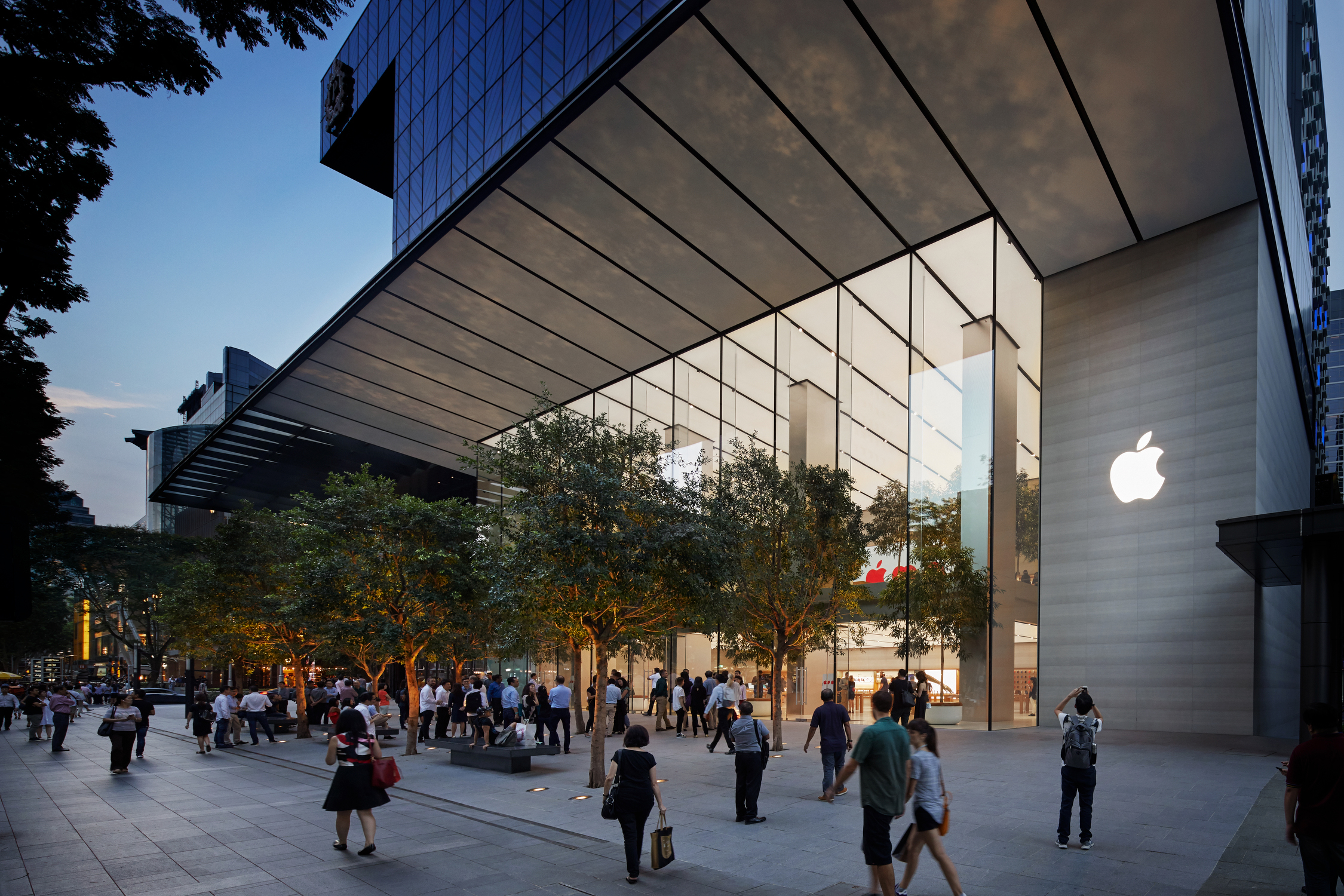 Crowds outside an Apple store in Singapore.