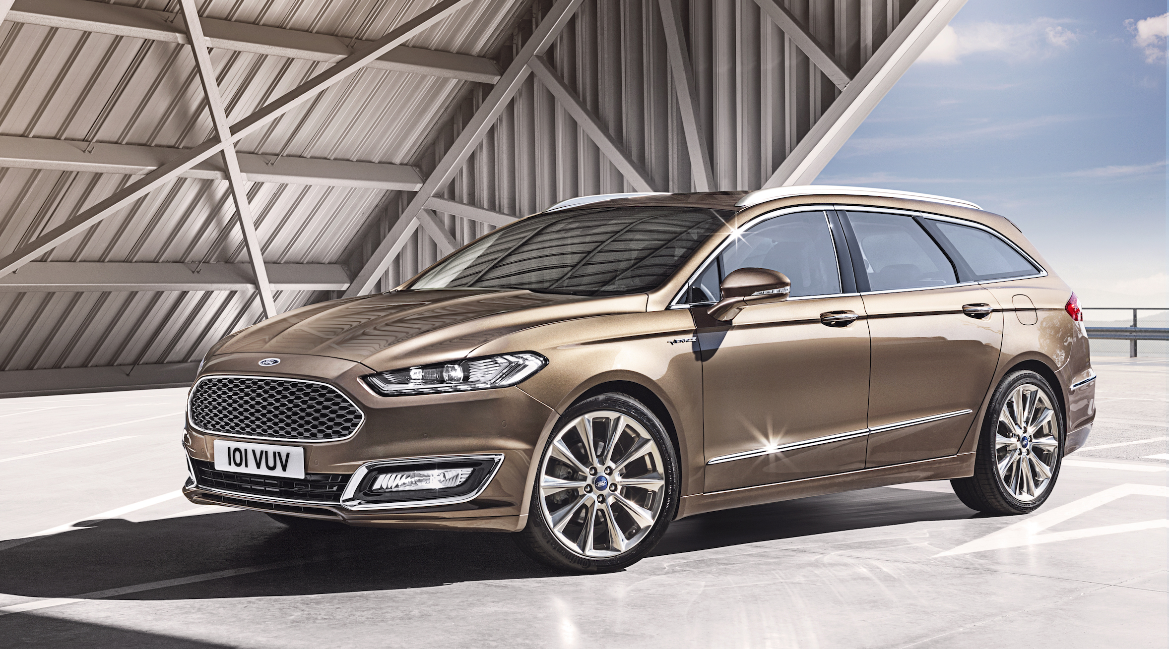 A Ford Mondeo Vignale wagon, an upscale midsize station wagon closely related to the U.S.-market Fusion sedan.