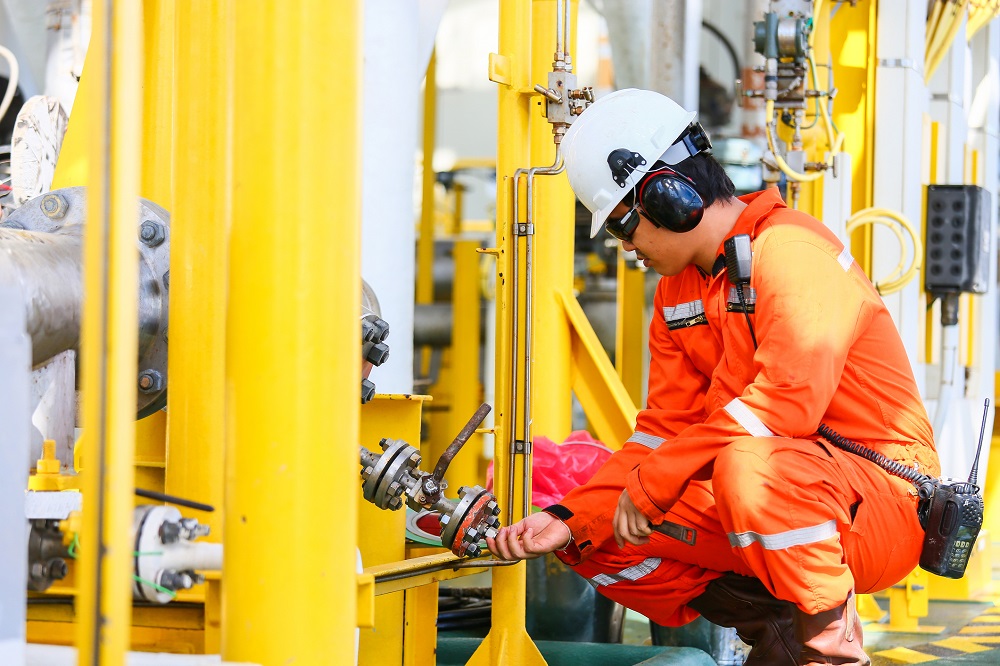 oil worker on offshore rig