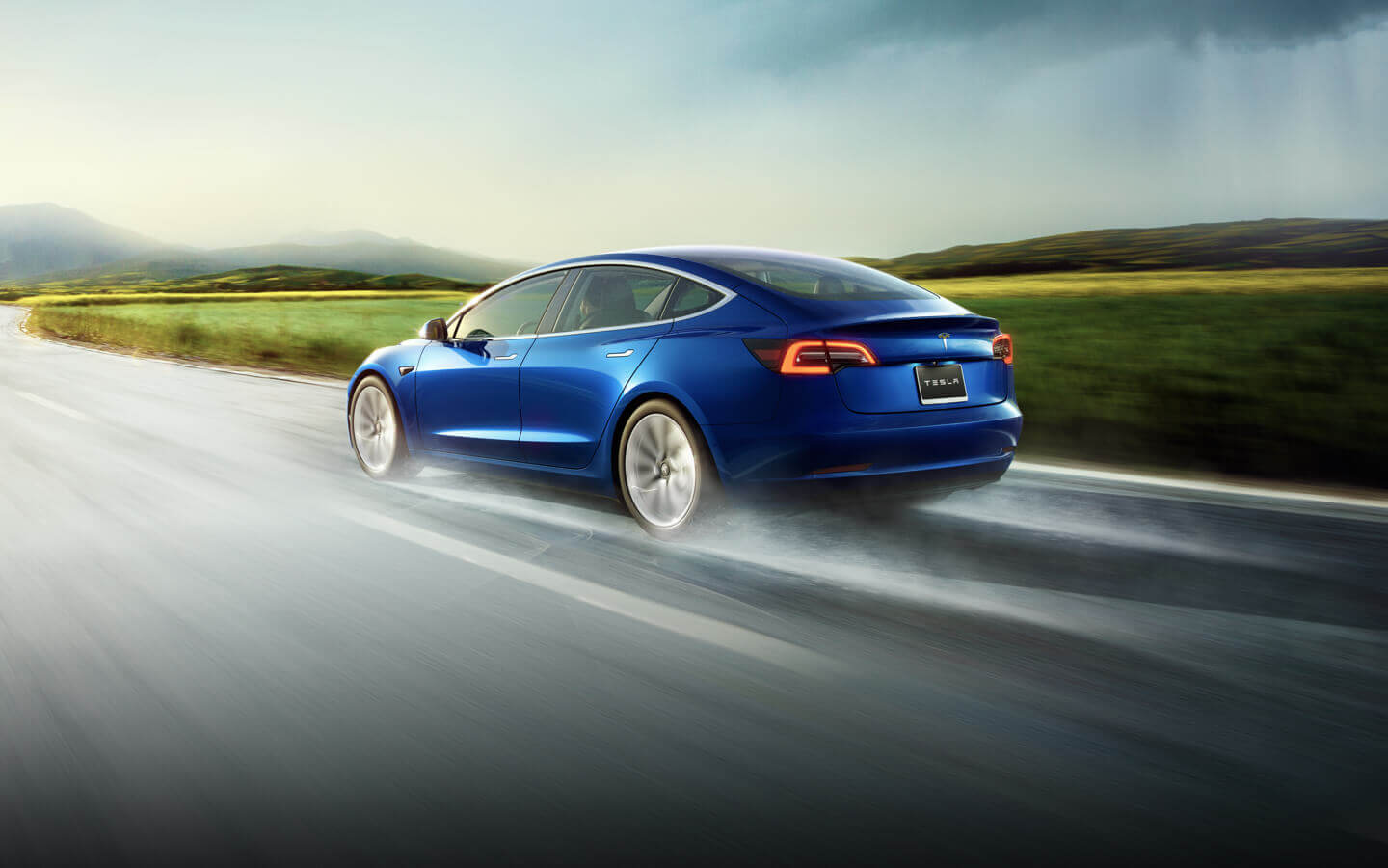 TSLA Model 3