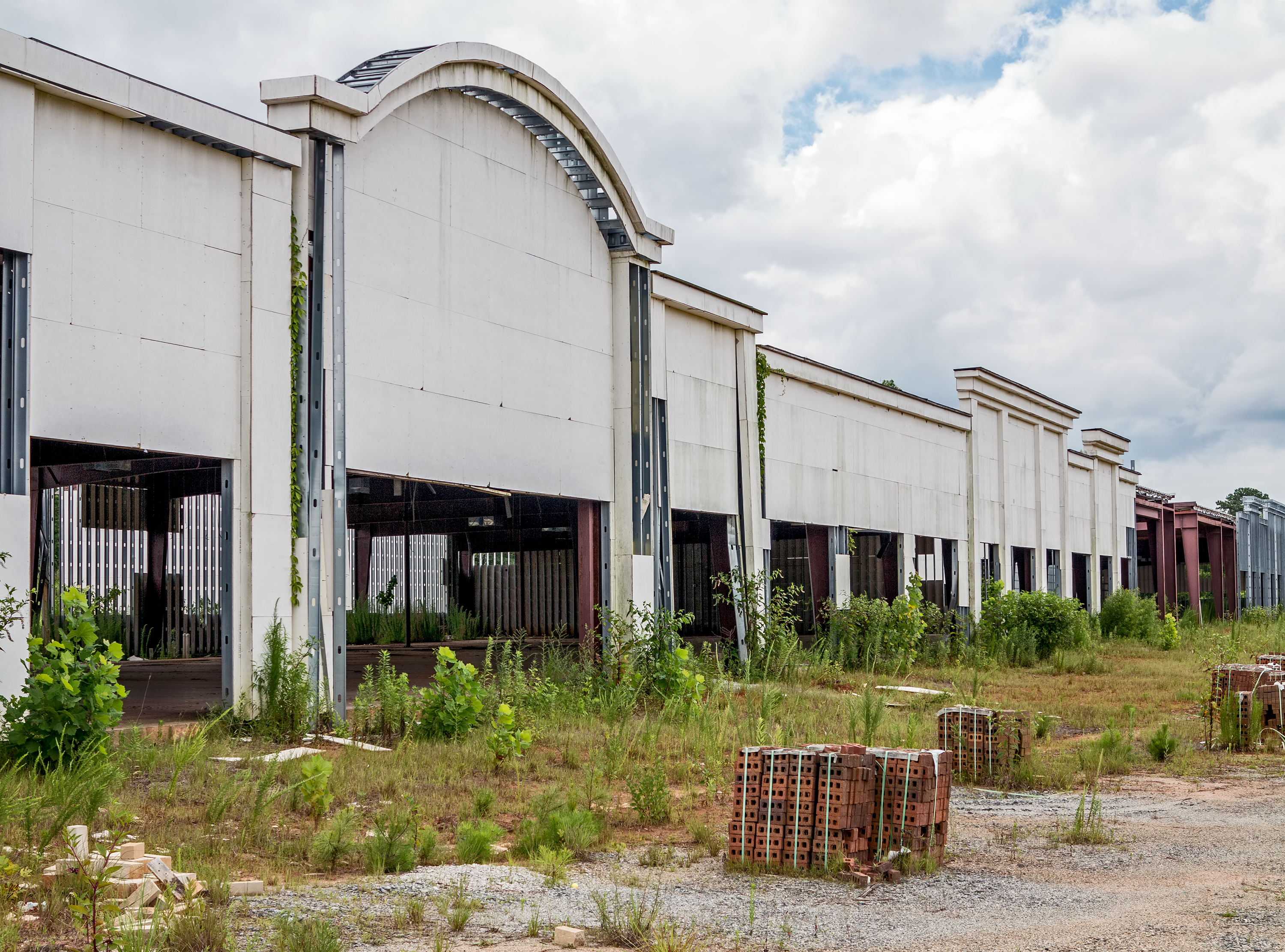 The facade of an abandoned shopping mall