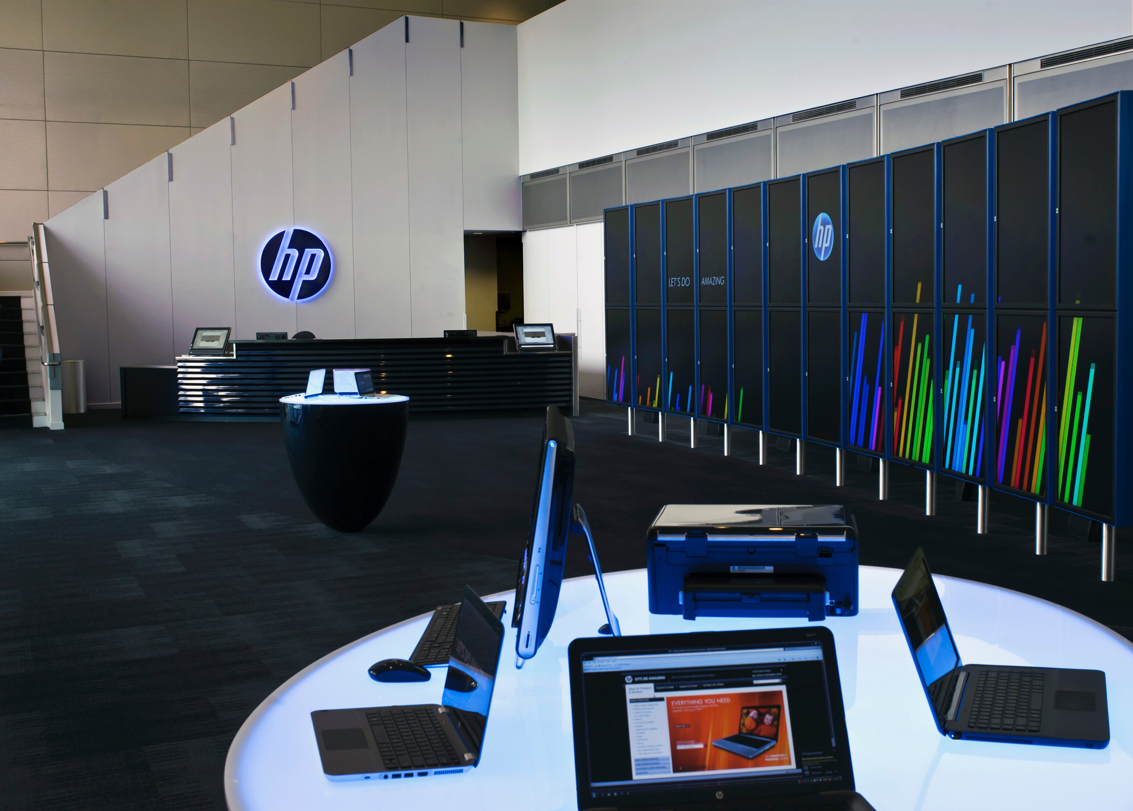 The HP Labs Palo Alto lobby.