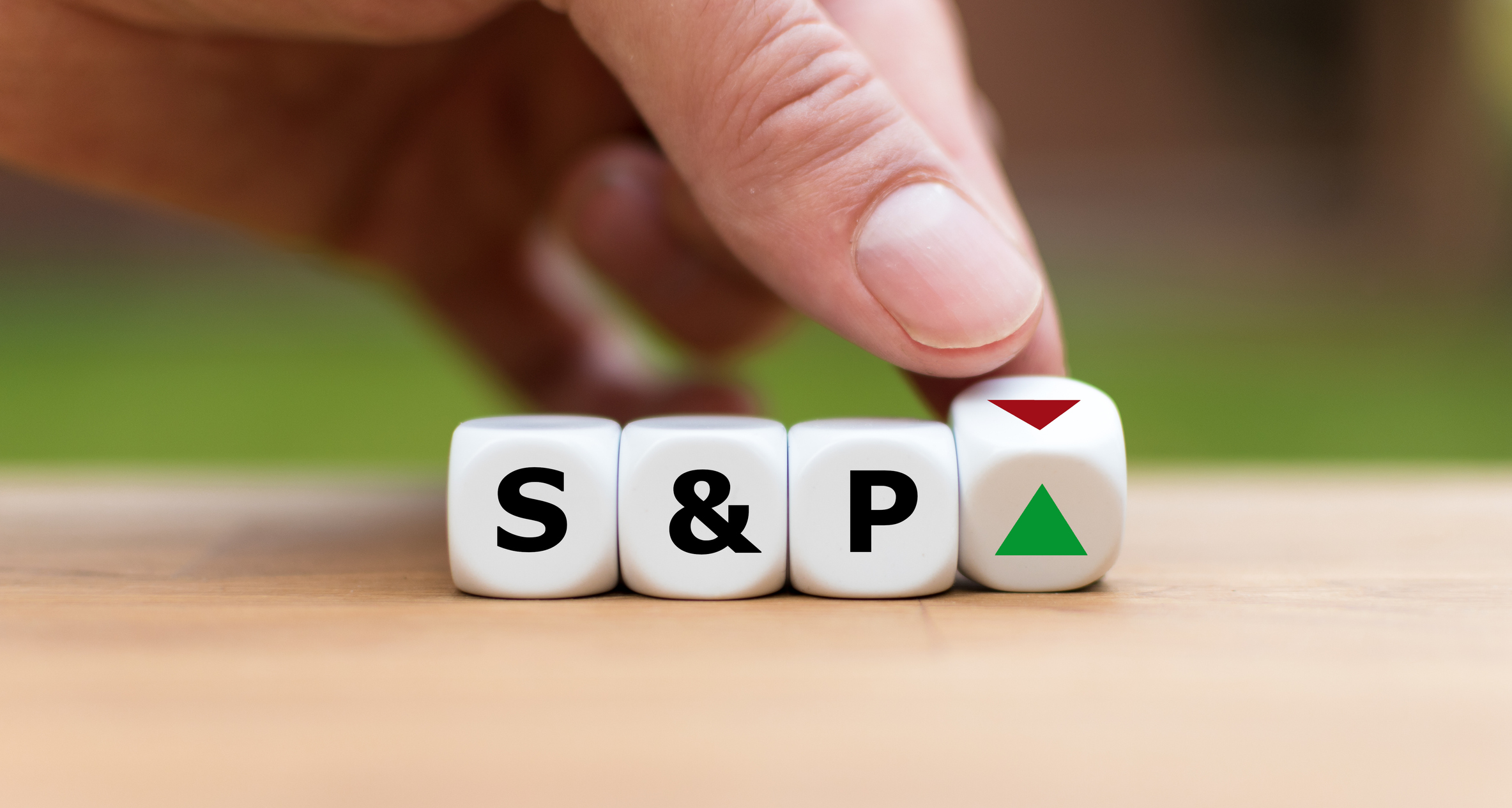 Dice display S&P, with final dice choosing between up or down.