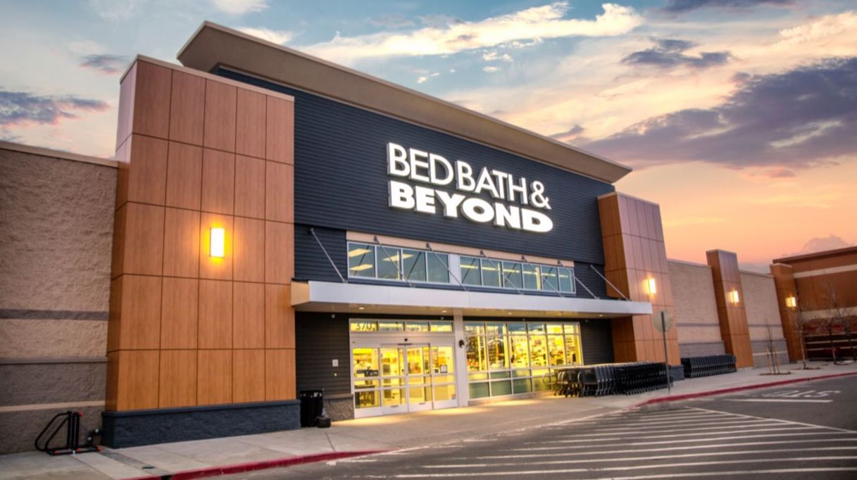 A Bed Bath & Beyond storefront