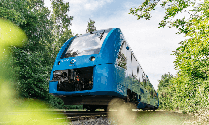 Cummins fuel cell-powered train. 