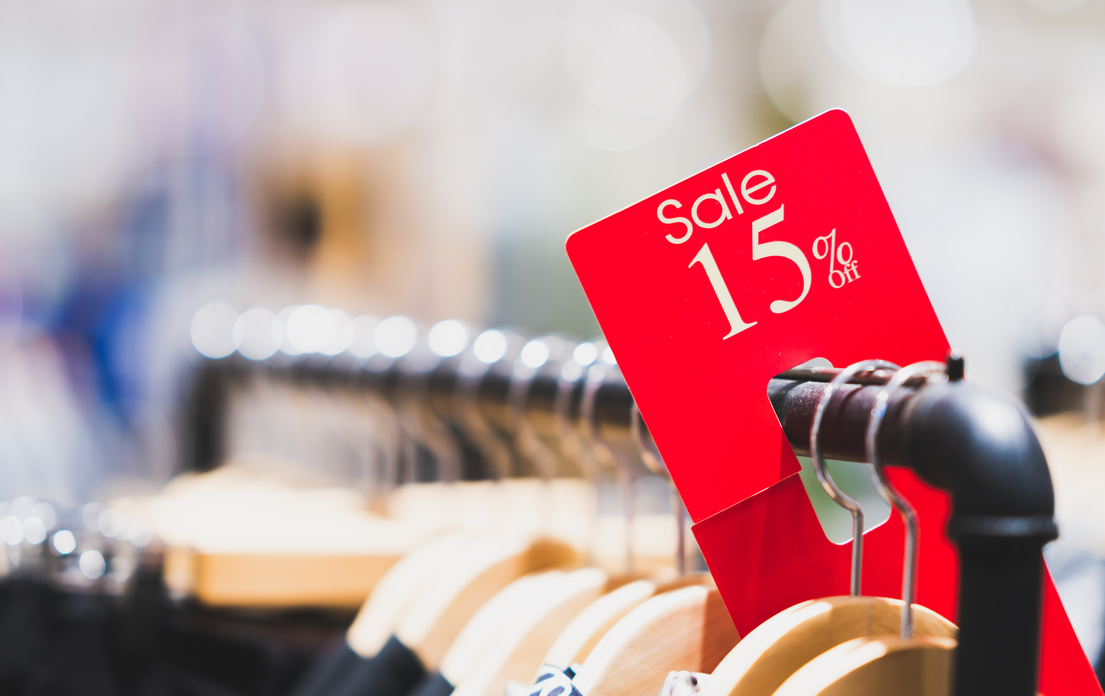 Would This Retailer Actually Rise During a Stock Market Crash? - Vimarsana News