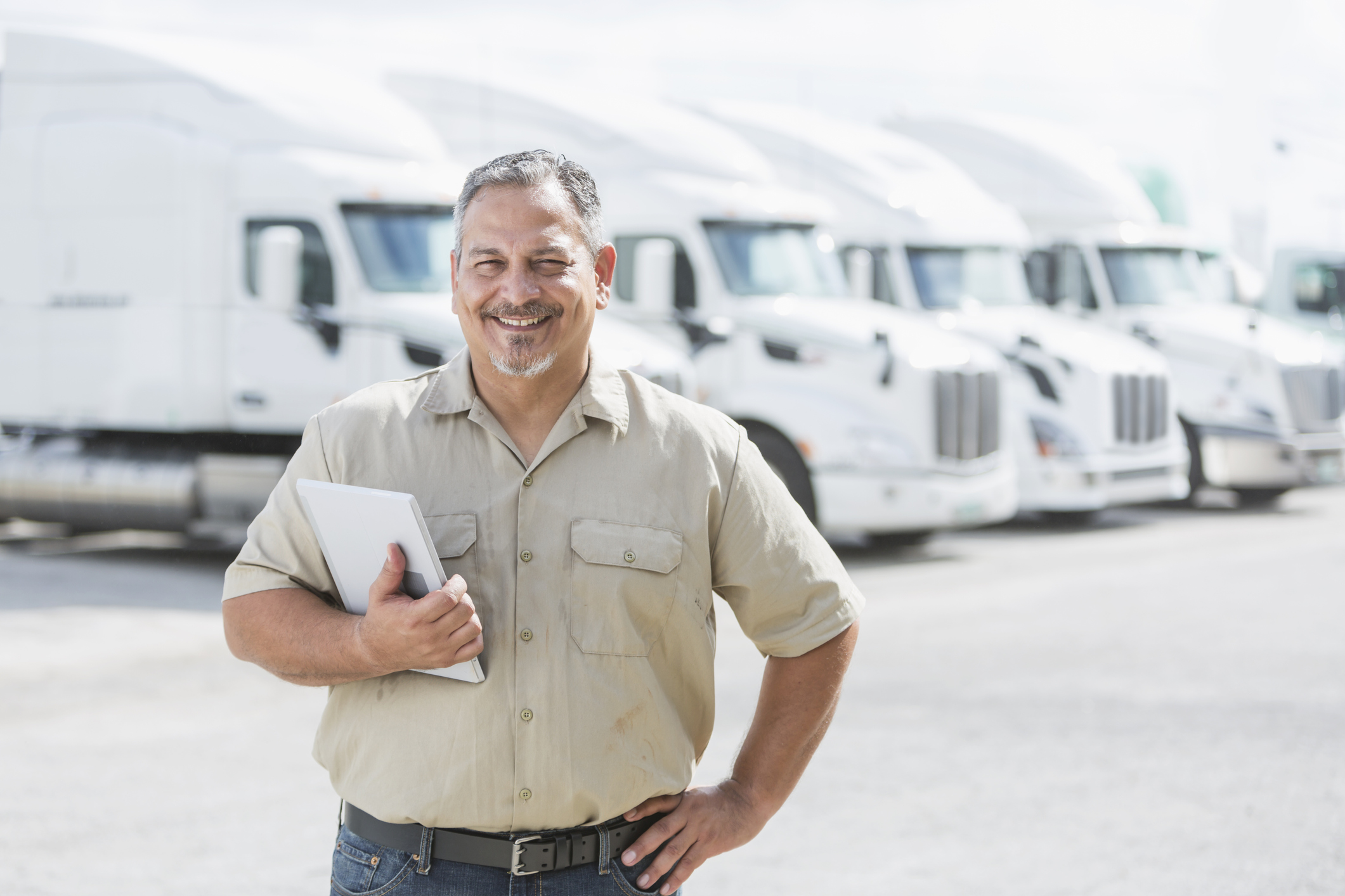 4 Reasons to Watch This Appealing Trucking Stock - Vimarsana News