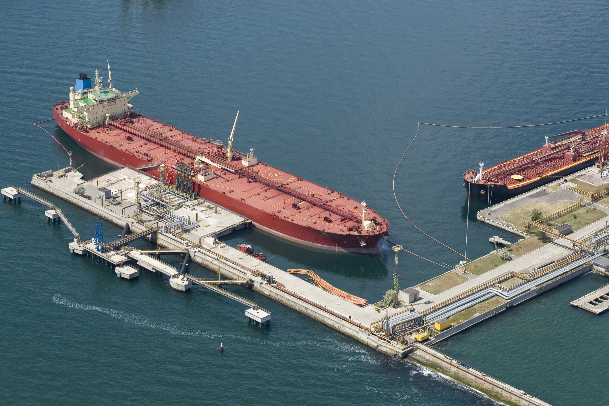 LNG loading dock