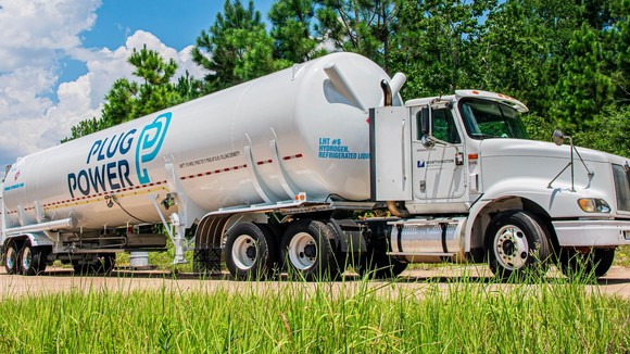 A Plug Power hydrogen delivery truck.