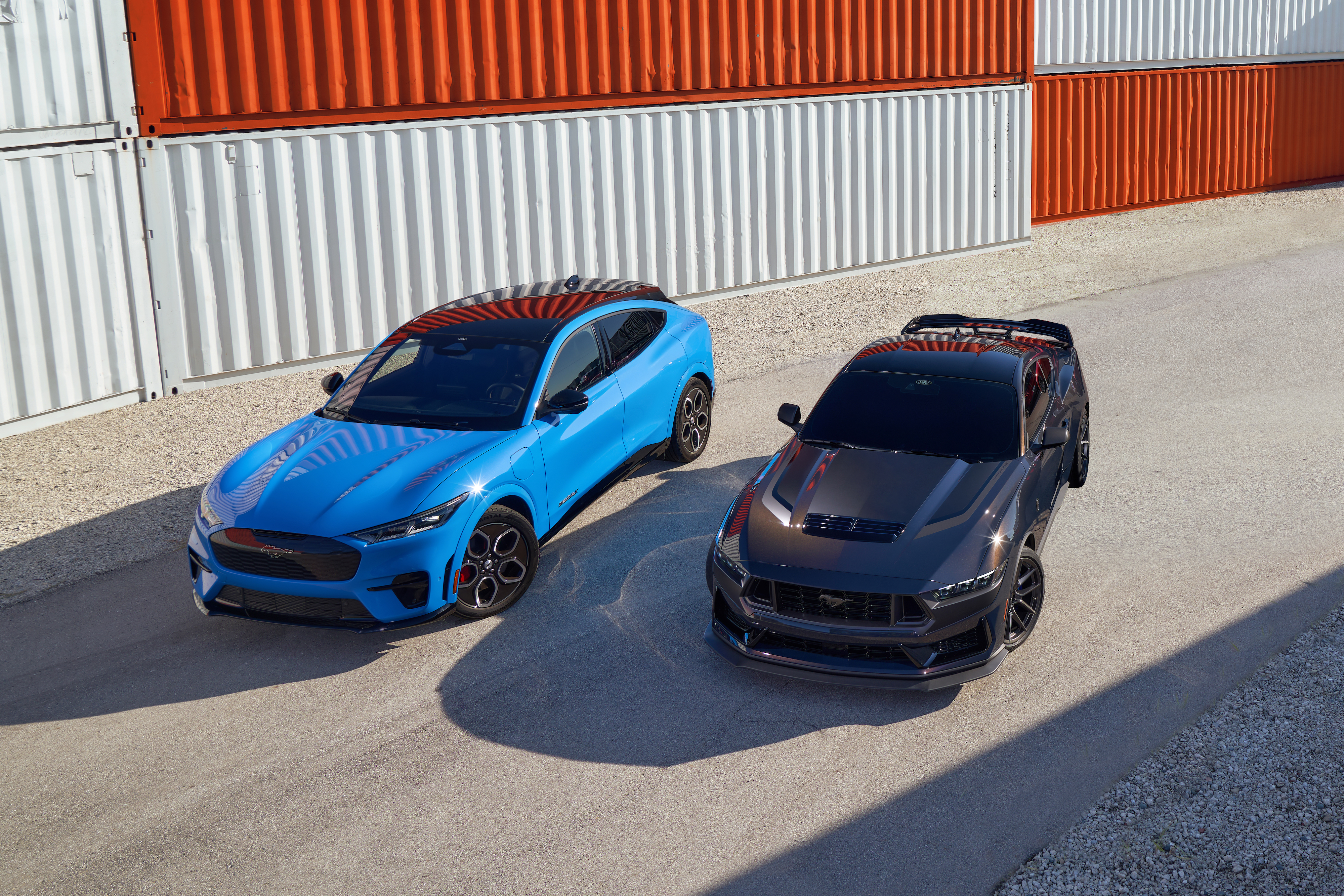 Ford_Dark Horse and Mach-E GT