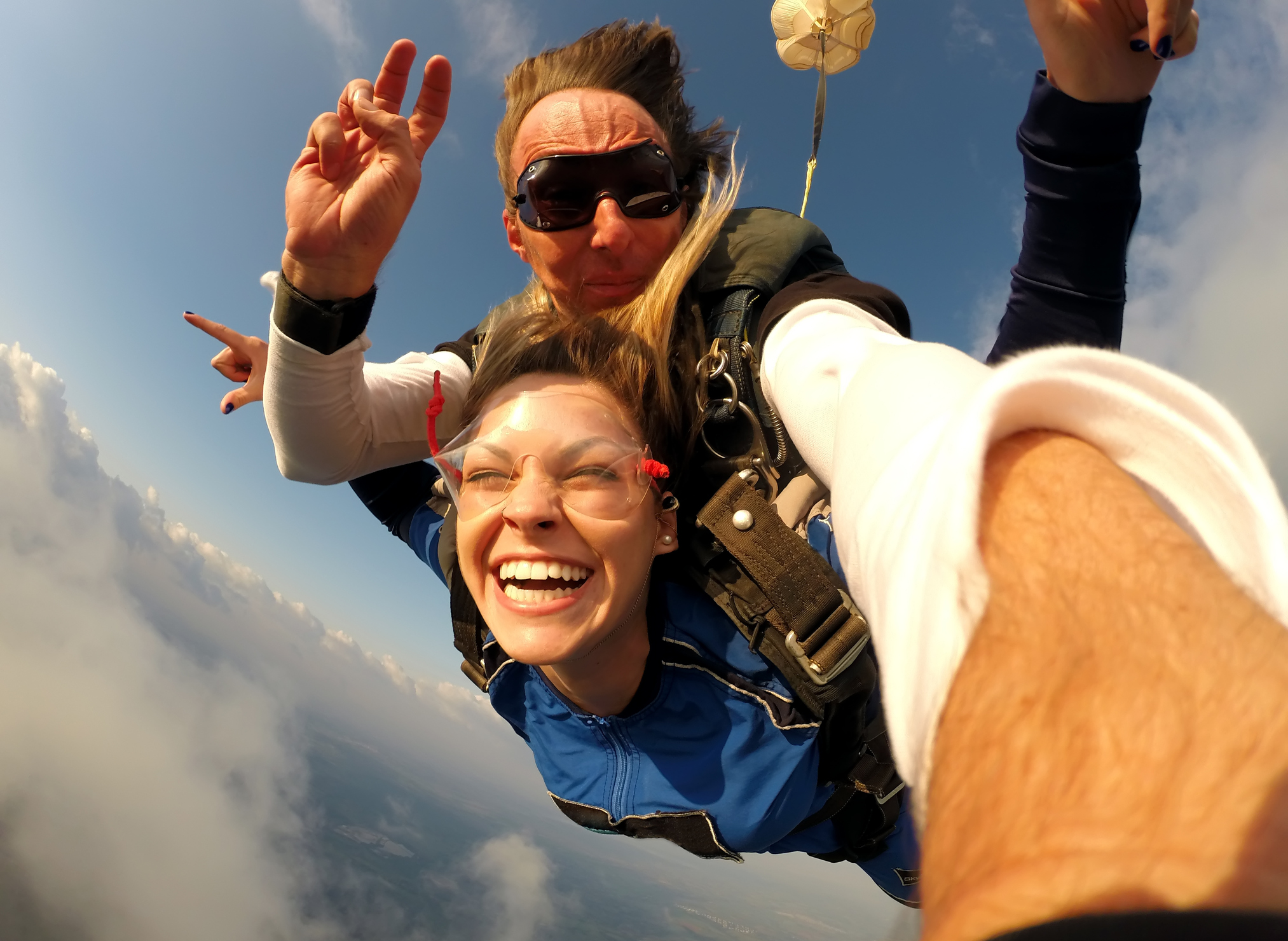 skydivers-action-camera