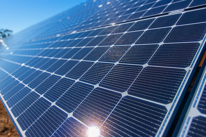 Australian Solar Pipeline Stalled by Billionaire Spat - Vimarsana News