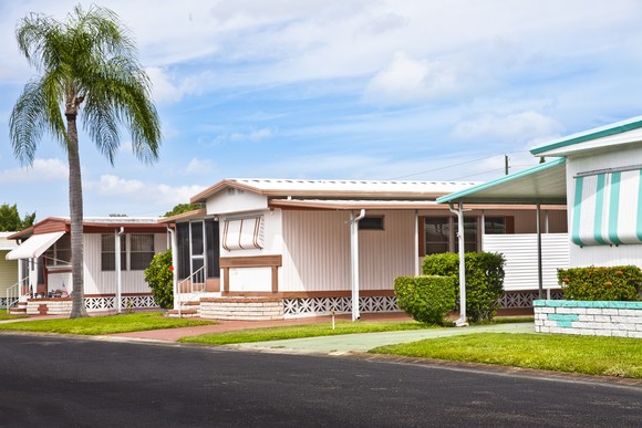 A mobile home in a community setting.