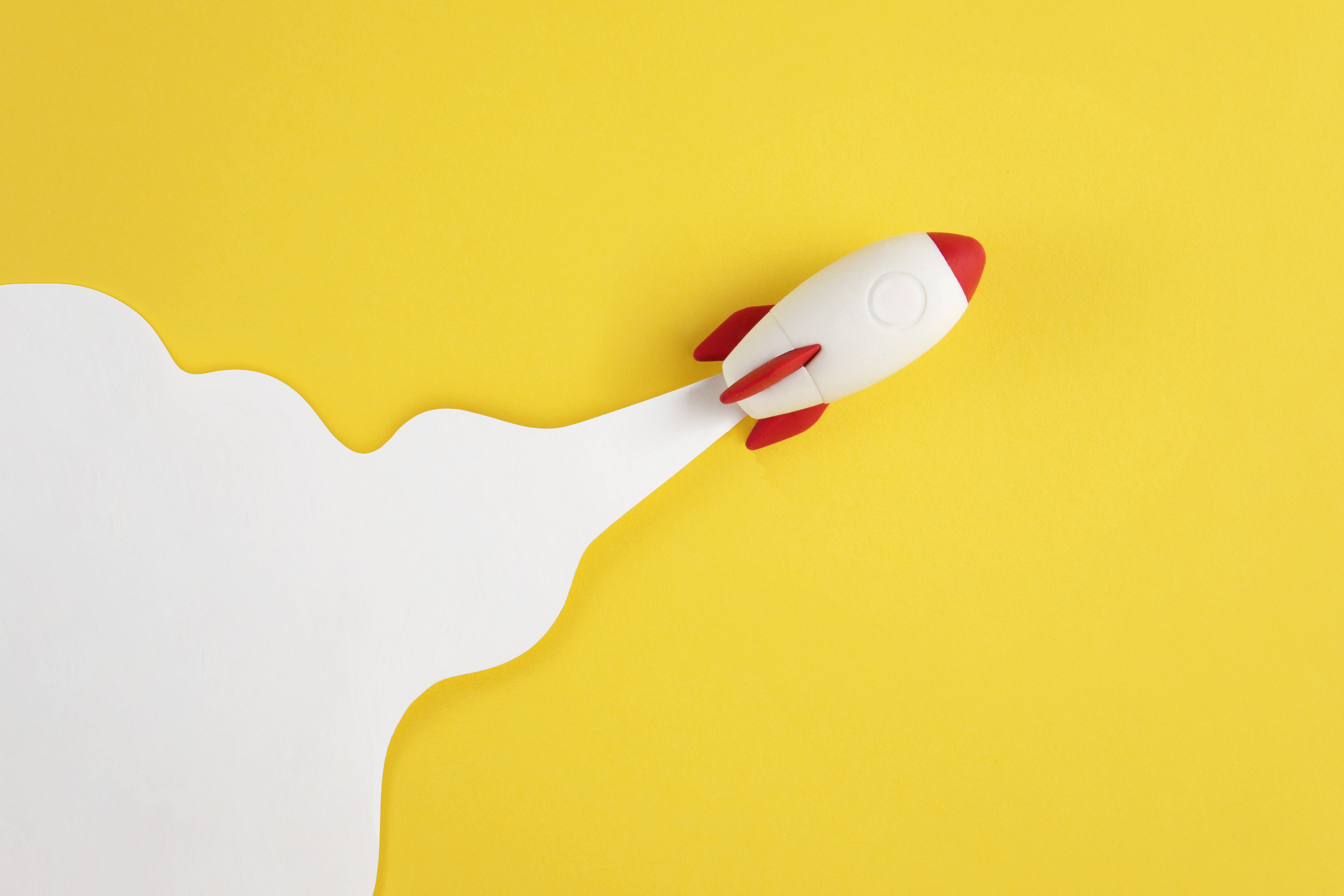 Better Growth Stock: SoFi Technologies vs. Robinhood Markets