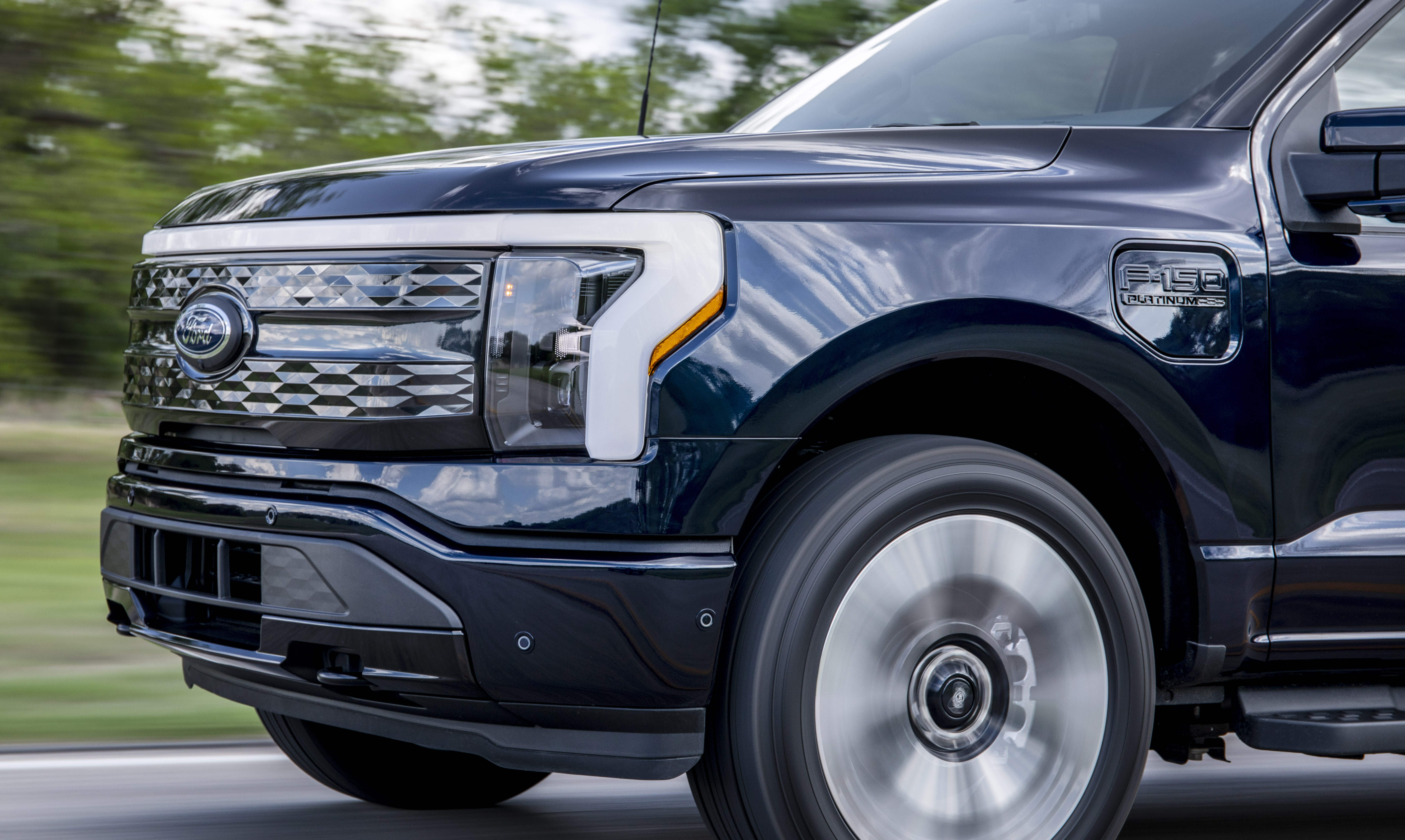 A Little Good News for Ford and GM Investors