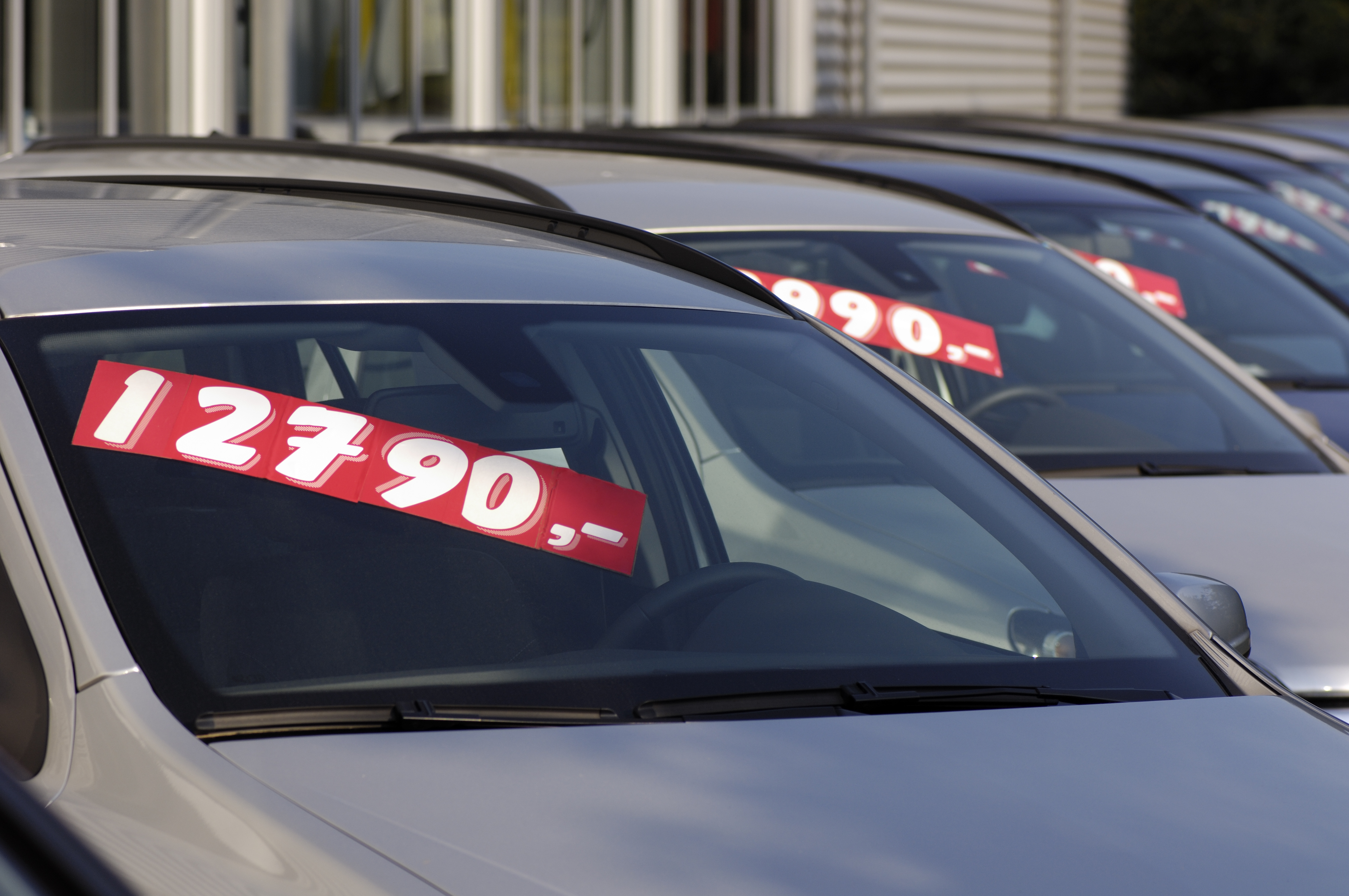 Why CarMax Plunged in September