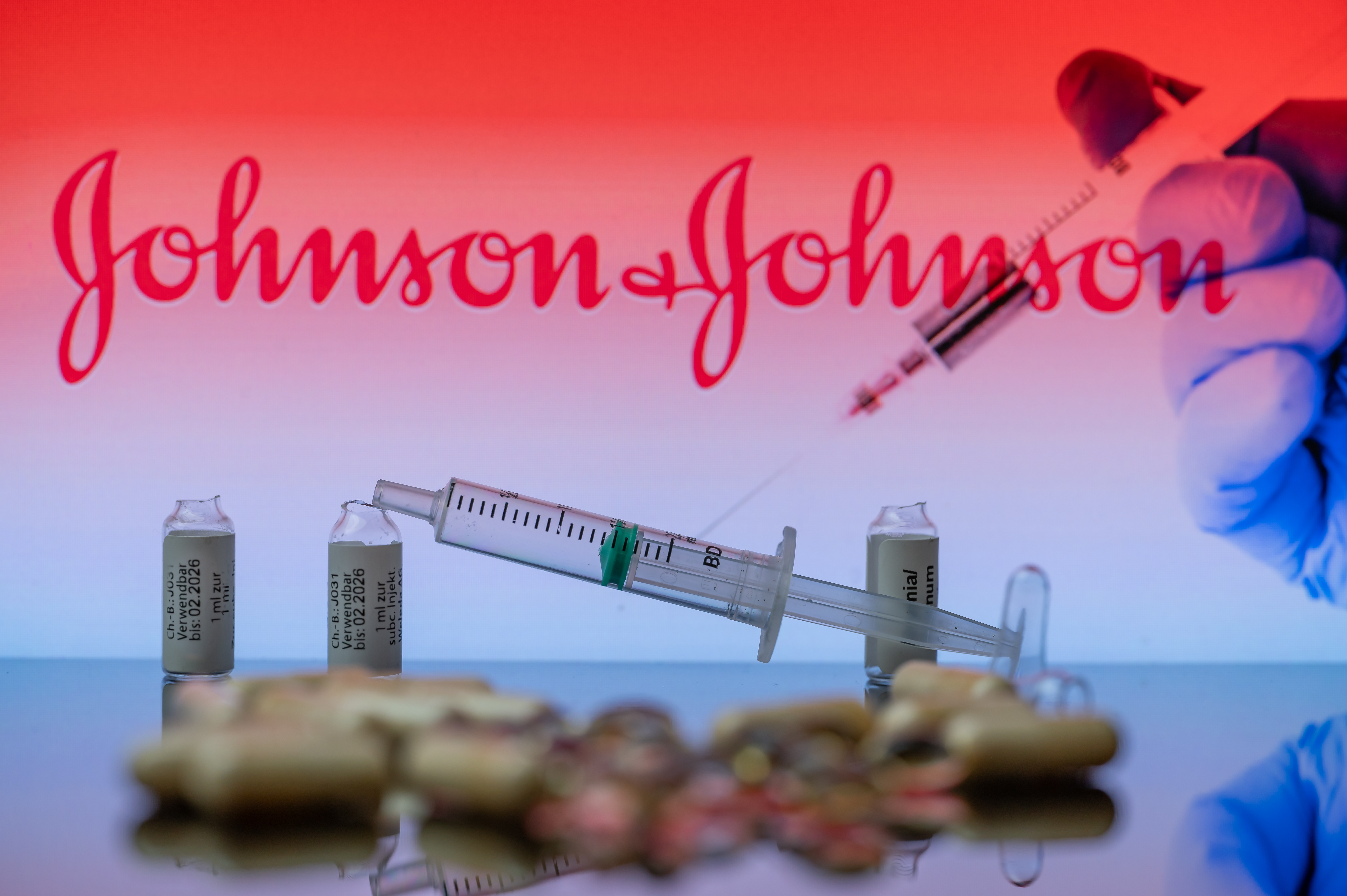 JNJ
