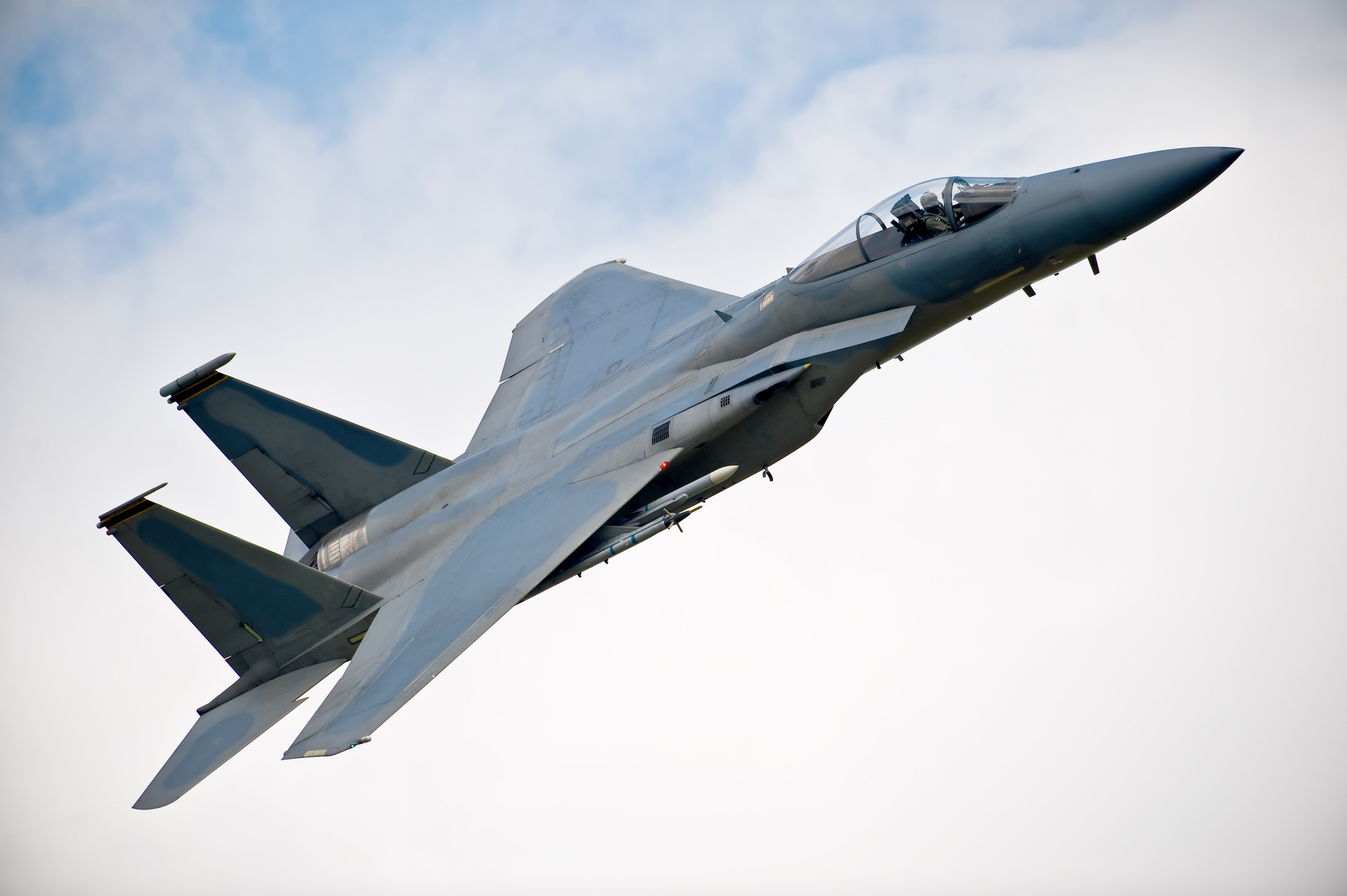 Boeing Back in the Defense Business With a Big $131 . 2 Billion Order for New F - 15 Fighters