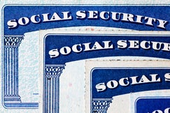 Social Security at 62 vs. 70: The Decision That Changes Everything