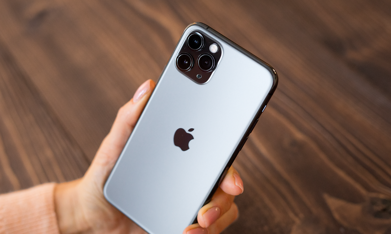 fool.com - Adam Spatacco - Elon Musk's SpaceX Just Announced Good (and Bad) News to Apple Shareholders